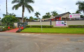 Lapologa Bed & Breakfast